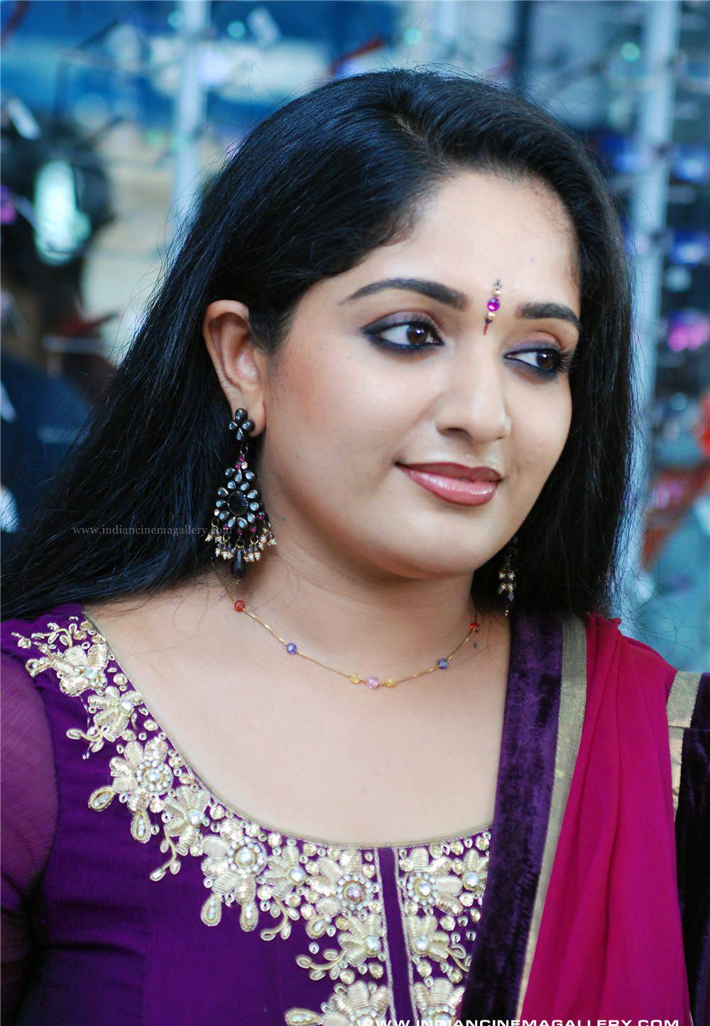 pitchers of naked teens cute and chubby virgin girl
